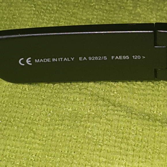 Emporio Armani aviator sunglasses - Picture 2 of 6